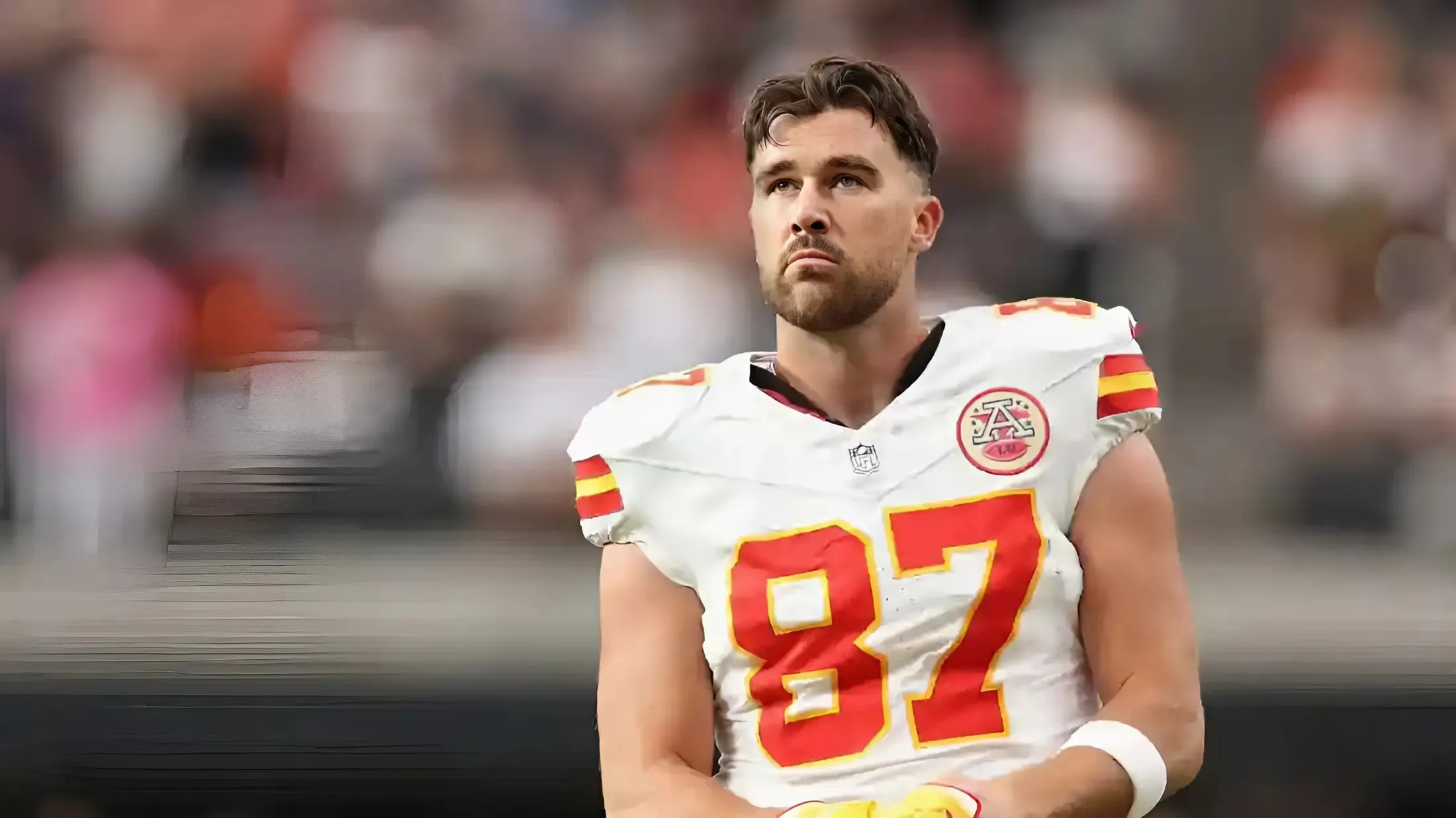 Chiefs Make Heartfelt Travis Kelce Announcement Before Playoffs