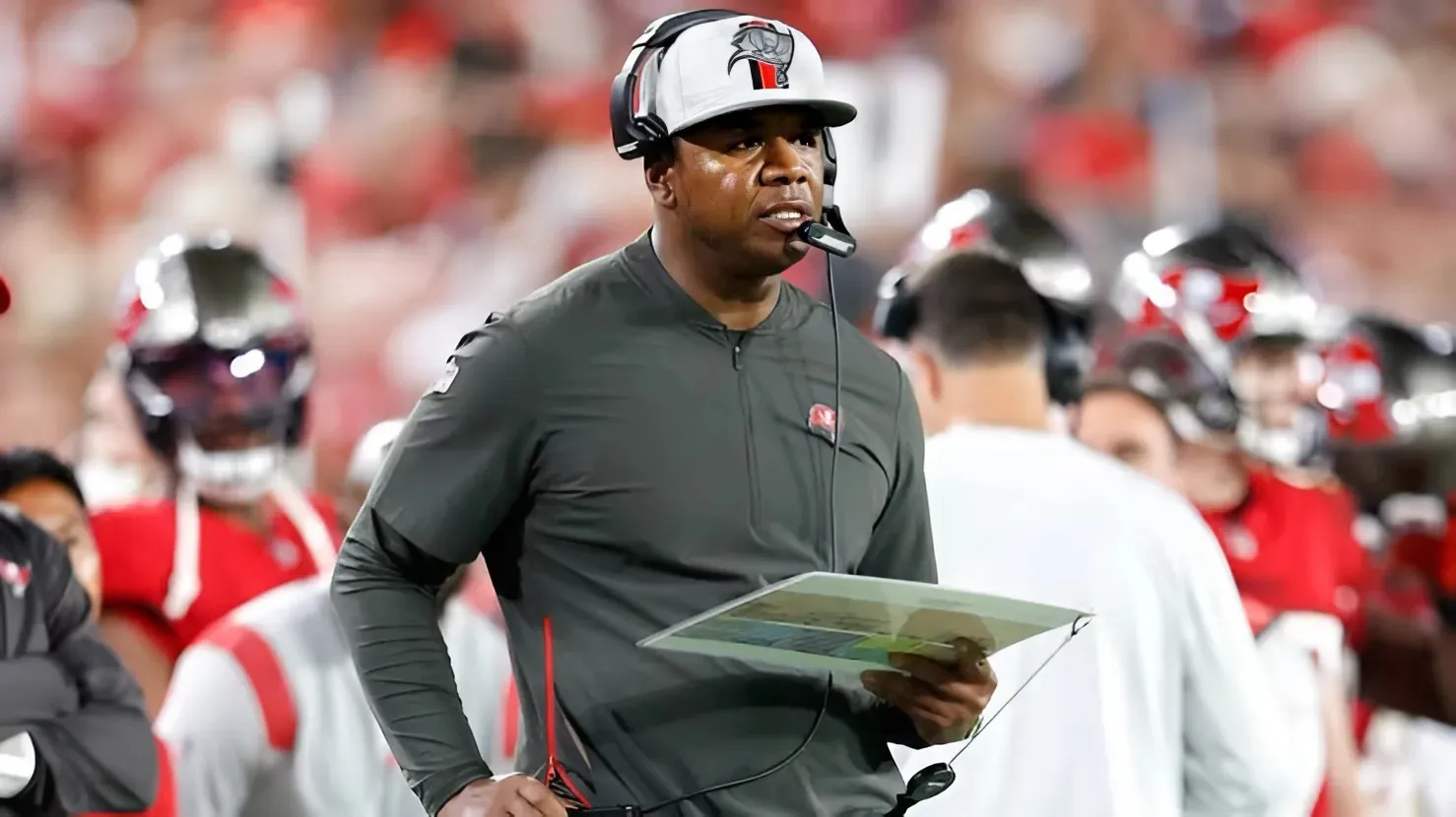 Is Byron Leftwich Dark Horse to Land Seahawks' Offensive Coordinator Job?