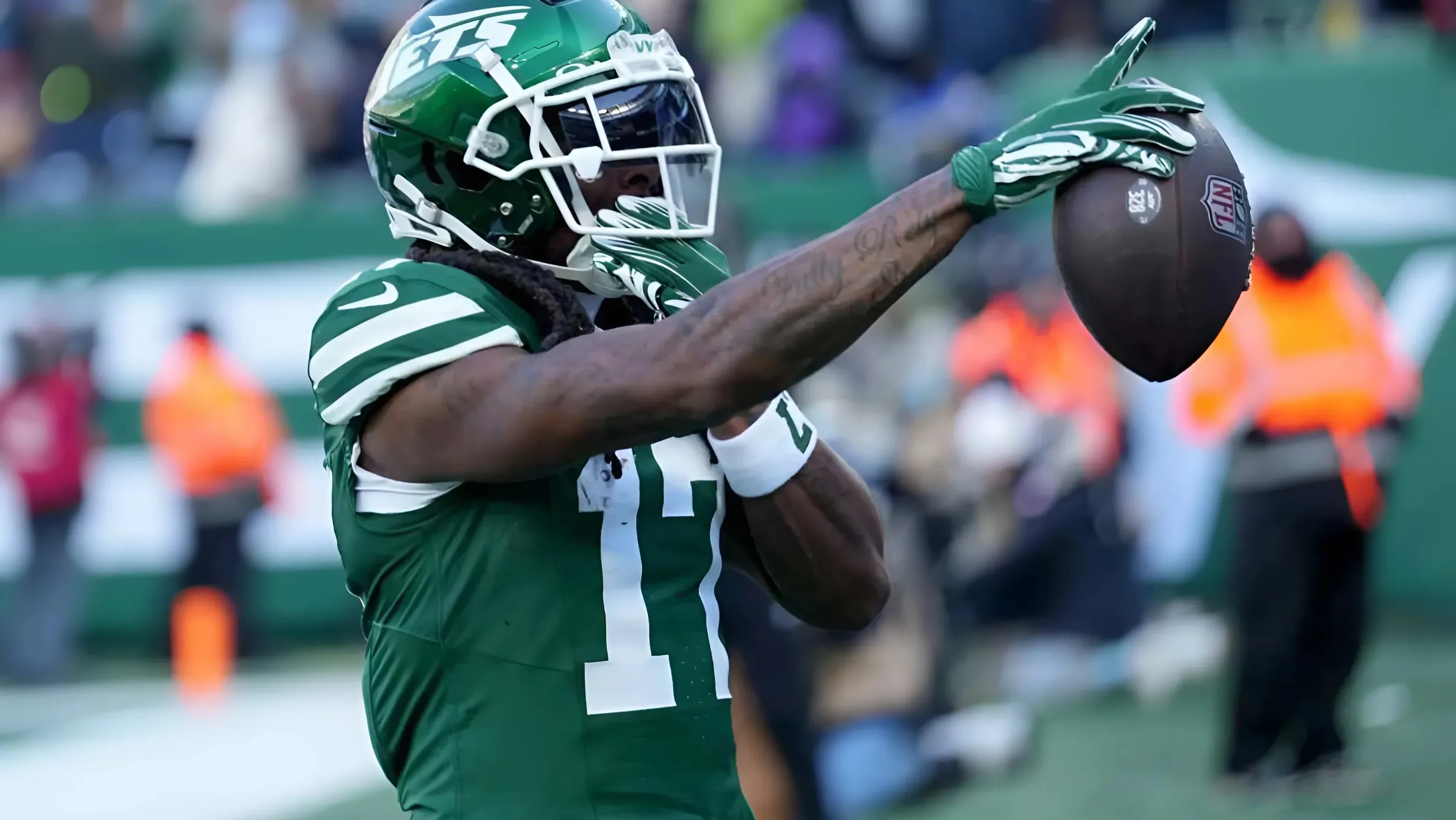 How the Jets will handle Davante Adams' contract situation, and what it means for his future in the NFL