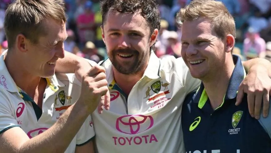 ‘Good head on his shoulders’: Legend’s vouch for potential new Aussie skipper amid Smith injury