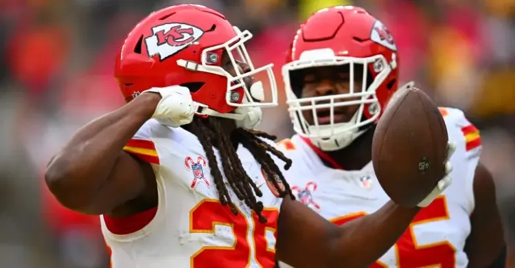 Ex-Chiefs WR Calls for Veteran to Receive ‘Majority of Carries’ in KC