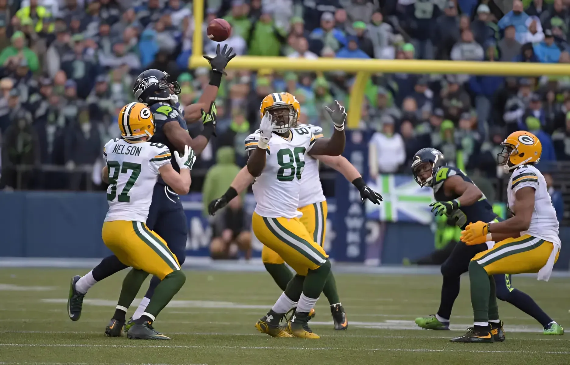 “You Thought Green Bay Was Cold” Packers Fans Erupt Over Brandon Bostick’s Brand New D1 Coaching Job (Report)