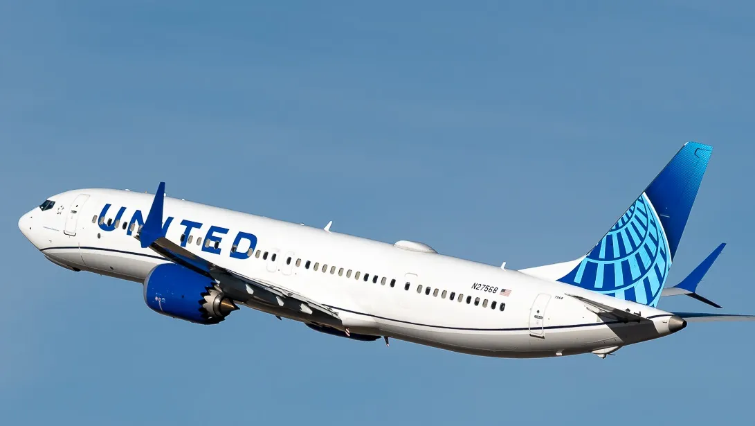 10 United Airlines Boeing 737 MAX 8 routes that exceed 2,400 miles