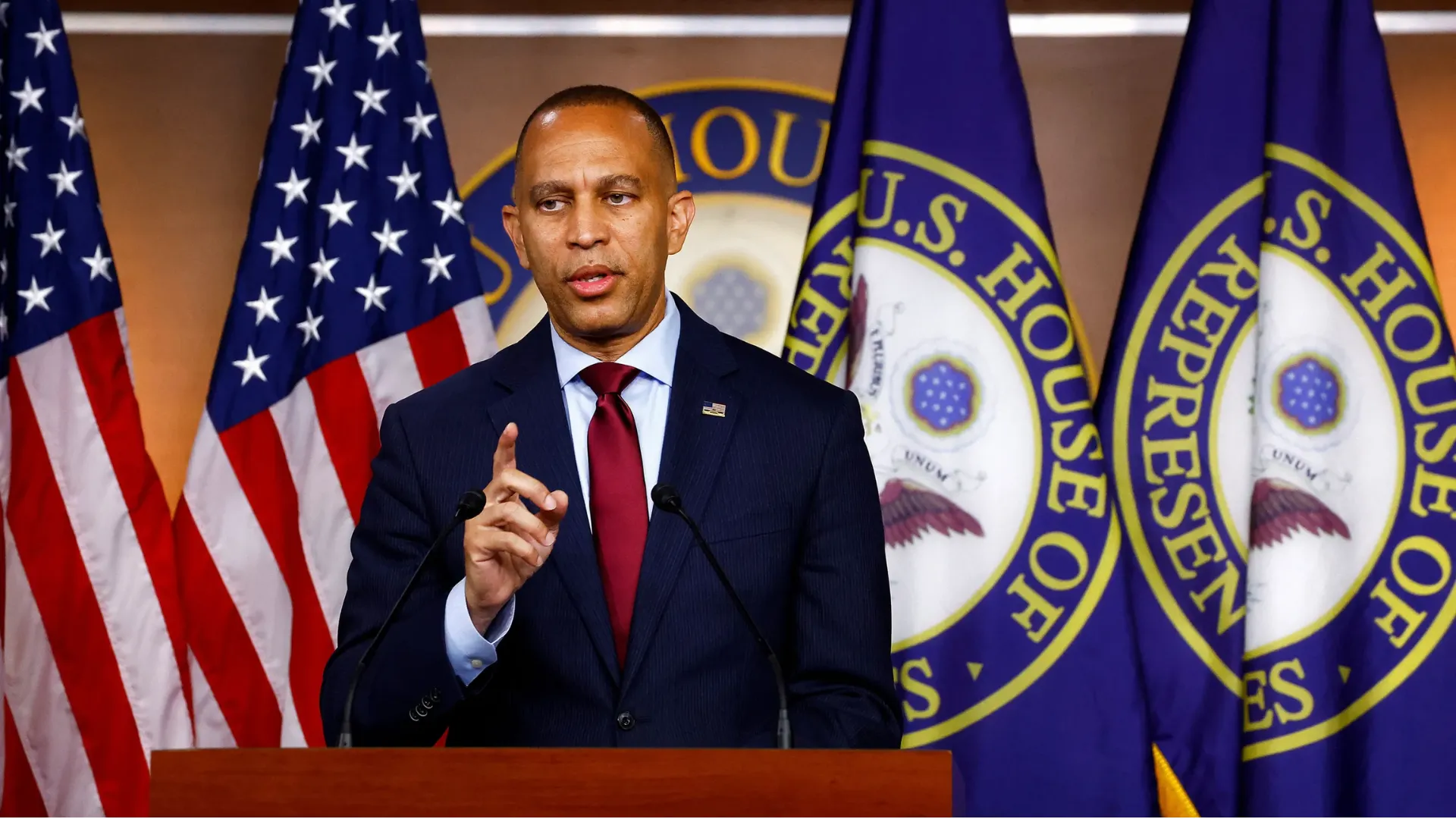 Jeffries Criticizes GOP Over Jan. 6 Pardons: ‘Don’t Ever Lecture America Again’