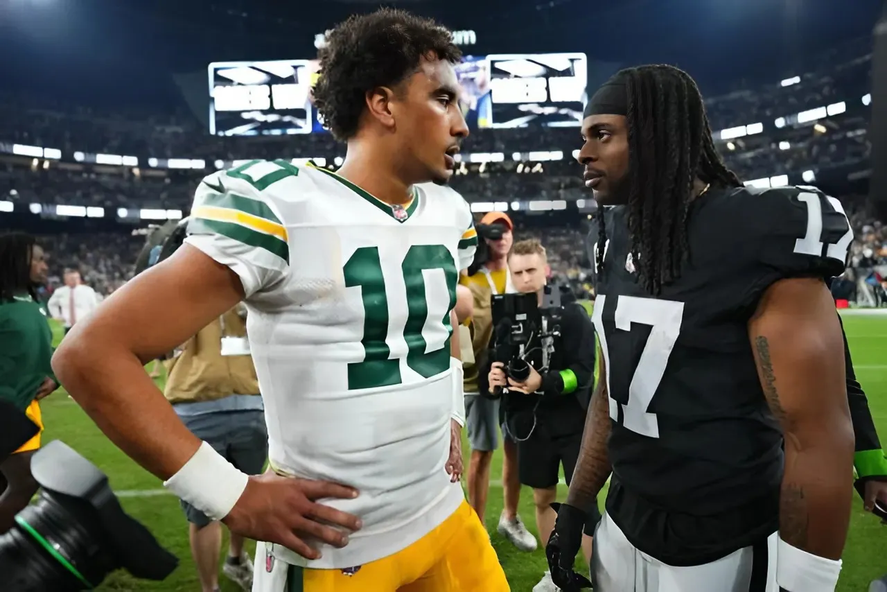 BREAKING: “He Wants to Come Back Home;” Green Bay Packers Explode Over Davante Adams Comparing Superstar QB to Jordan Love