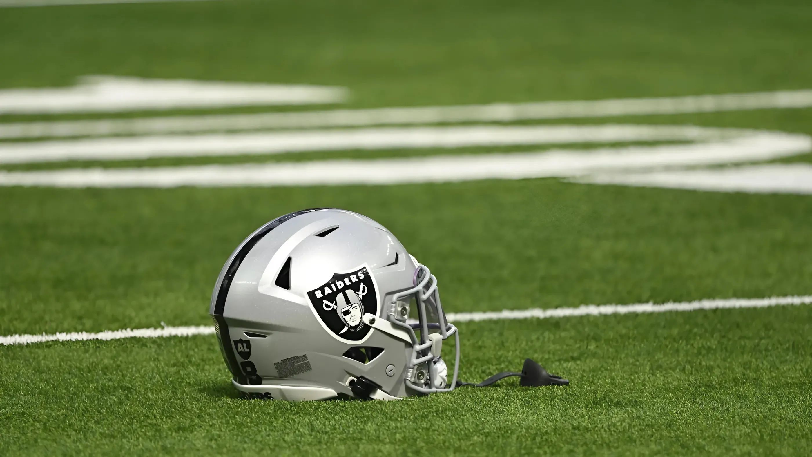 Ex-Jets Draft Bust Predicted To Cash In With Tom Brady-Led Raiders