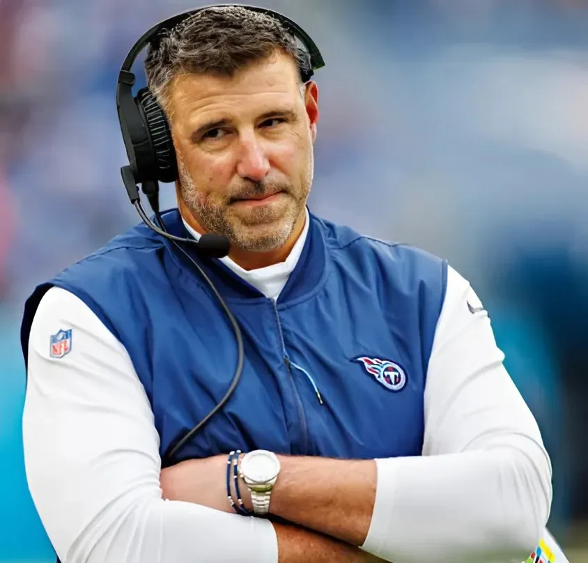 Mike Vrabel Lands ‘Best’ in the League as Patriots New Defensive Coordinator