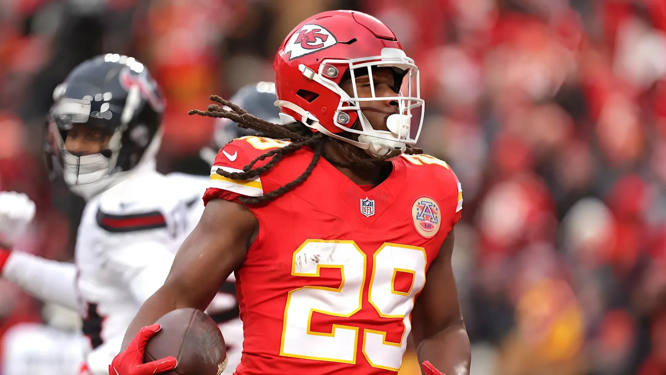 Chiefs Urged to Reshuffle Backfield, Let Kareem Hunt Take Lead vs. Bills