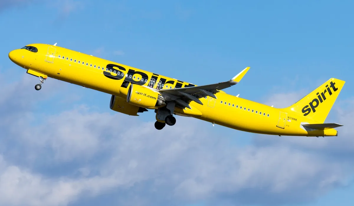 Spirit Airlines introduces new dress code for passengers that will ban fliers sporting trashy looks