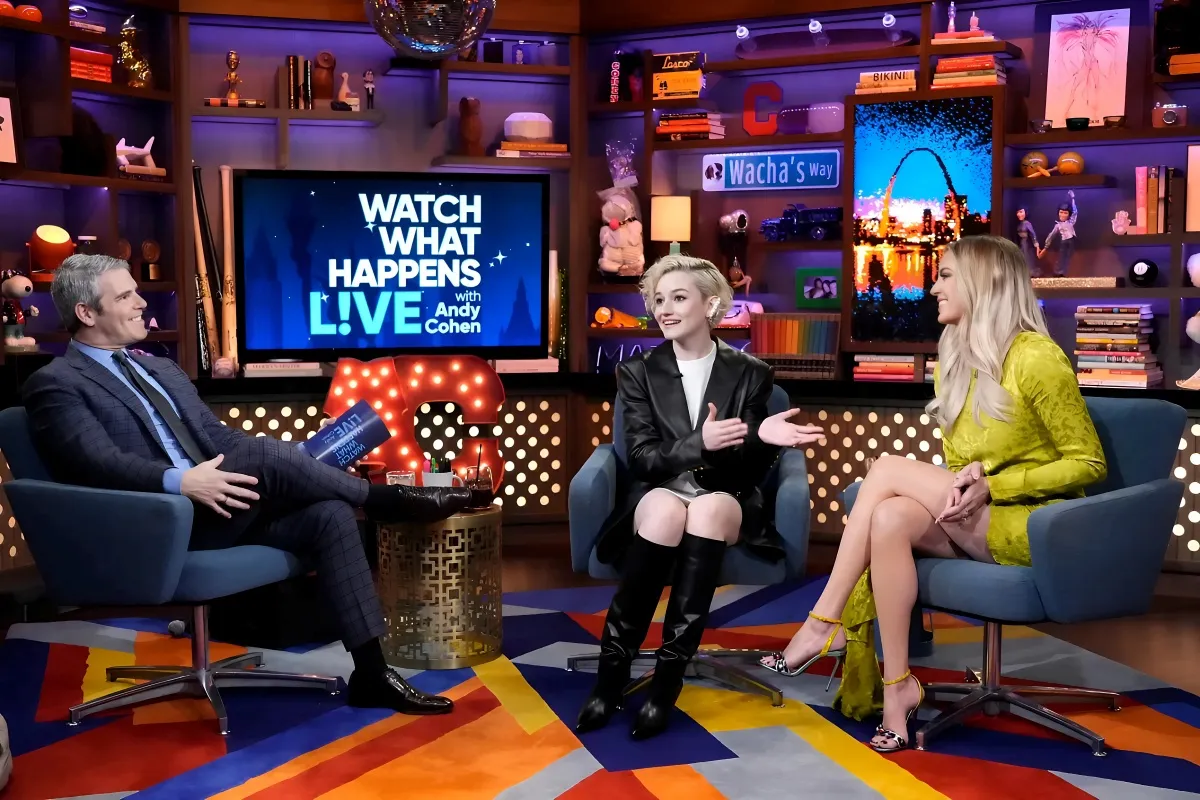 Julia Garner Impresses Andy Cohen With Lisa Barlow Impression: ‘Going the Distance’  - lulu