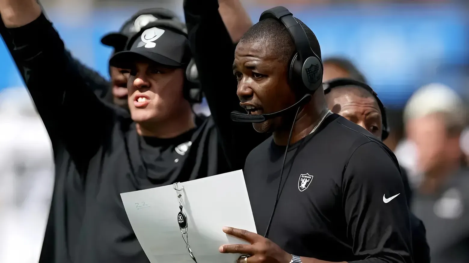 Raiders make final decision on defensive coordinator position