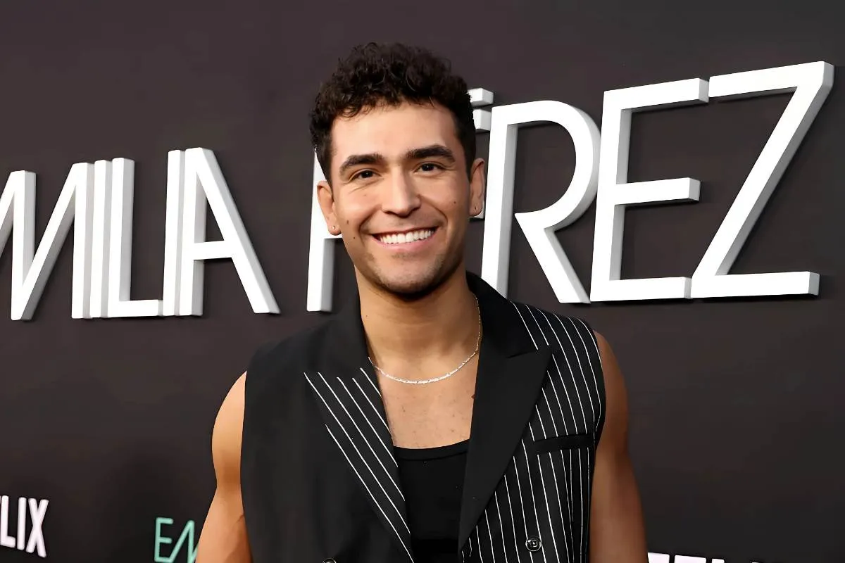 Ezra Sosa Playfully Teases United Healthcare Assassin Suspect as His 'DWTS' Partner for Season 34 tram