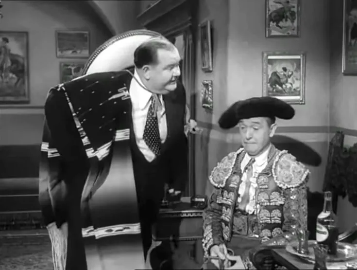 Laurel and Hardy - The Bullfighters (1945)