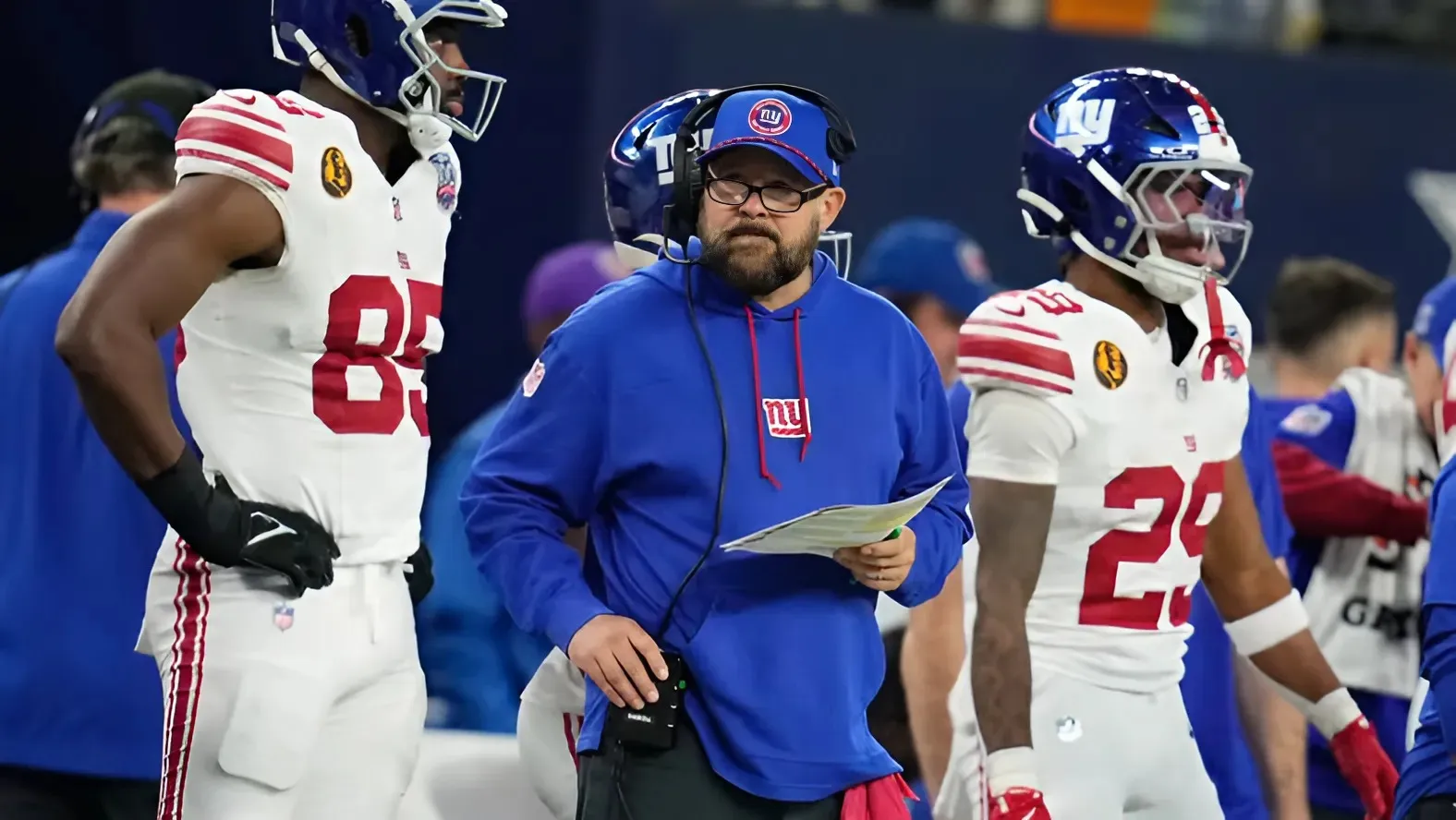 NFL insider hints at New York Giants trading for vet QB: 5 potential solutions