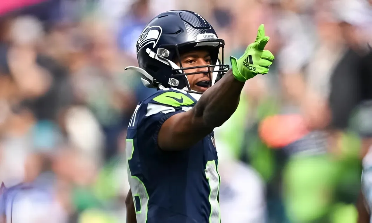 Where Seahawks stand with Tyler Lockett’s future, 1 month before a possible decision point