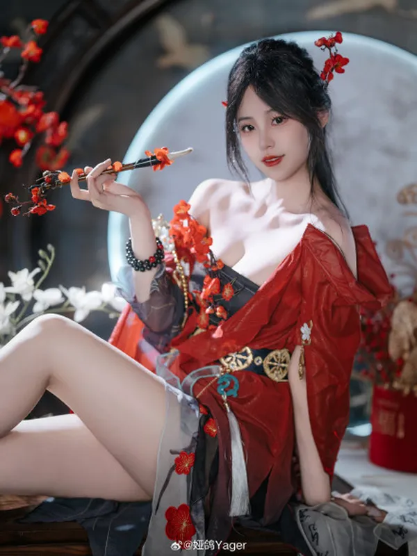 "Feeling bored," the stunning Esports host goes all out with a bold cosplay photoshoot, leaving fans in awe