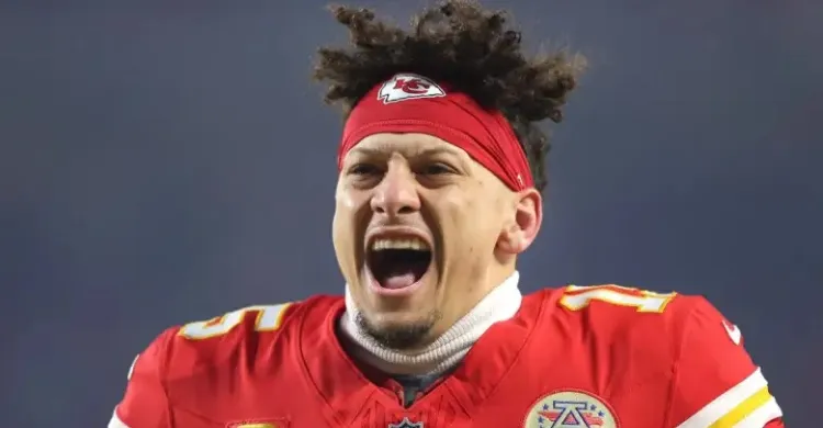 Eagles Player Punished for ‘Violent’ Act Against Chiefs’ Patrick Mahomes