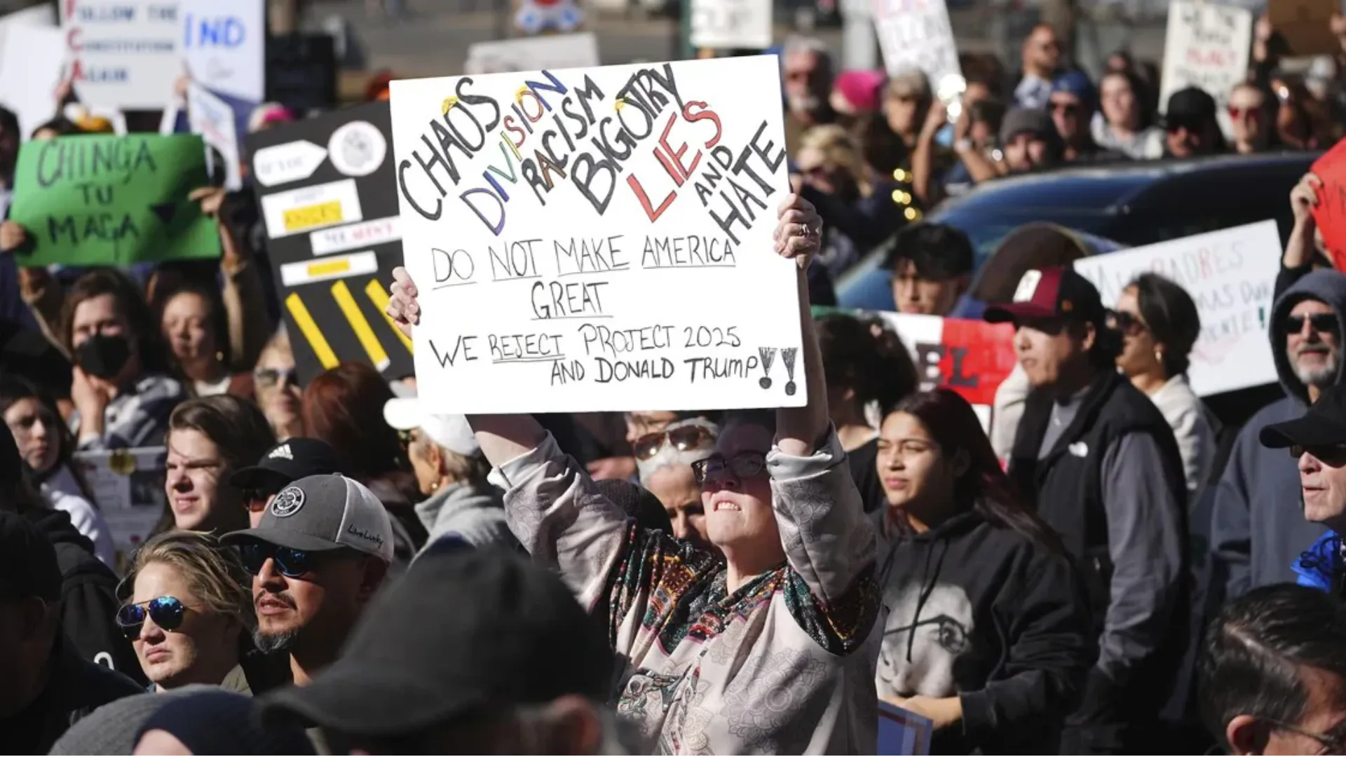 Nationwide Protests Erupt Against Trump’s Executive Power and Musk’s Role in Government