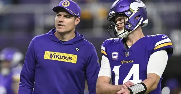 Vikings Deemed No. 1 Favorite to Land Super Bowl QB