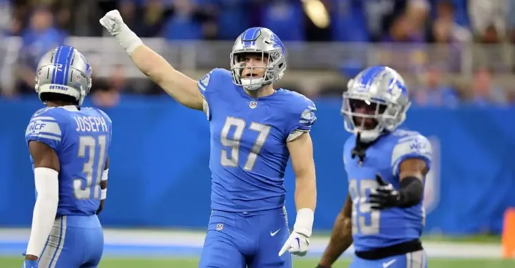 Lions Predicted to Add ‘Highly Productive’ Edge Rusher After 16.5-Sack Season