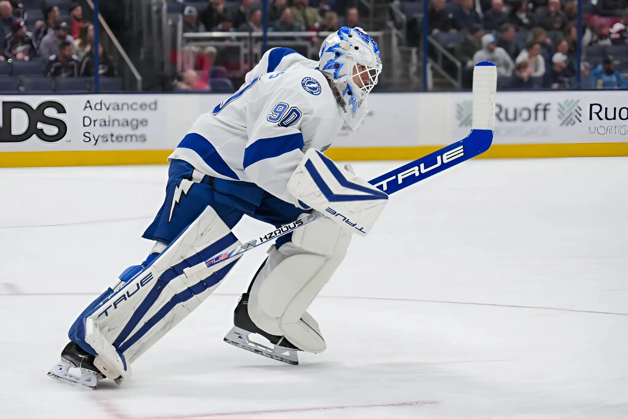 Lightning recall goaltender Matt Tomkins from AHL Syracuse