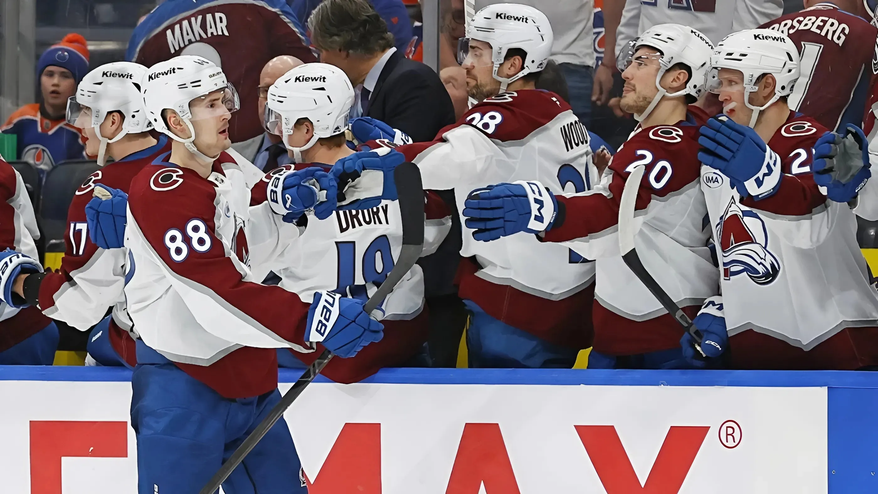 Fresh off loss, Avalanche seek to rebound vs. Blues