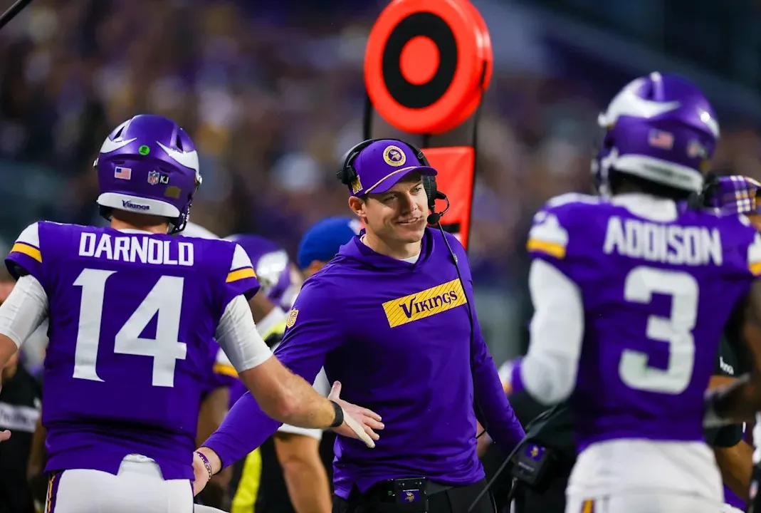 Blockbuster Trade Would See Vikings Miss Out on 2 Super Bowl QBs