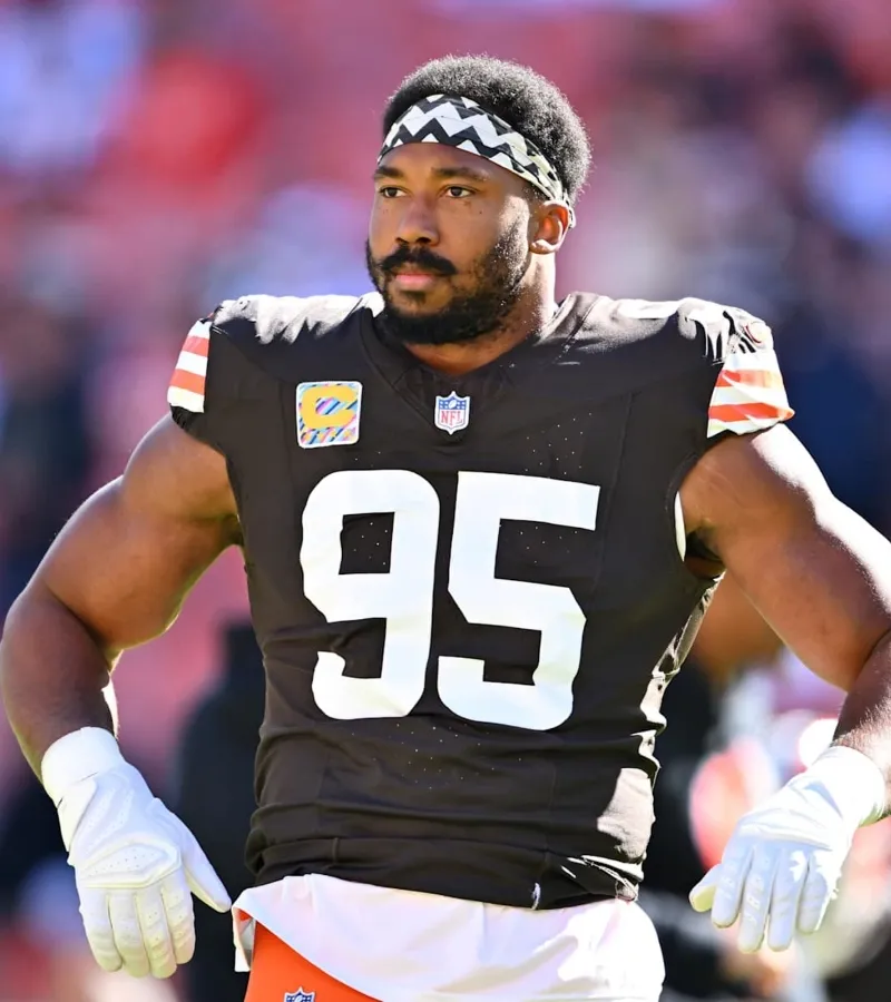 Browns Legend Names ‘Bare Minimum’ Team Should Take In Myles Garrett Trade