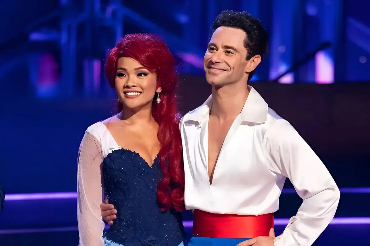 Jenn Tran Reveals Why She and DWTS' Sasha Farber Didn’t Share a Kiss After Disney Night Dance tram