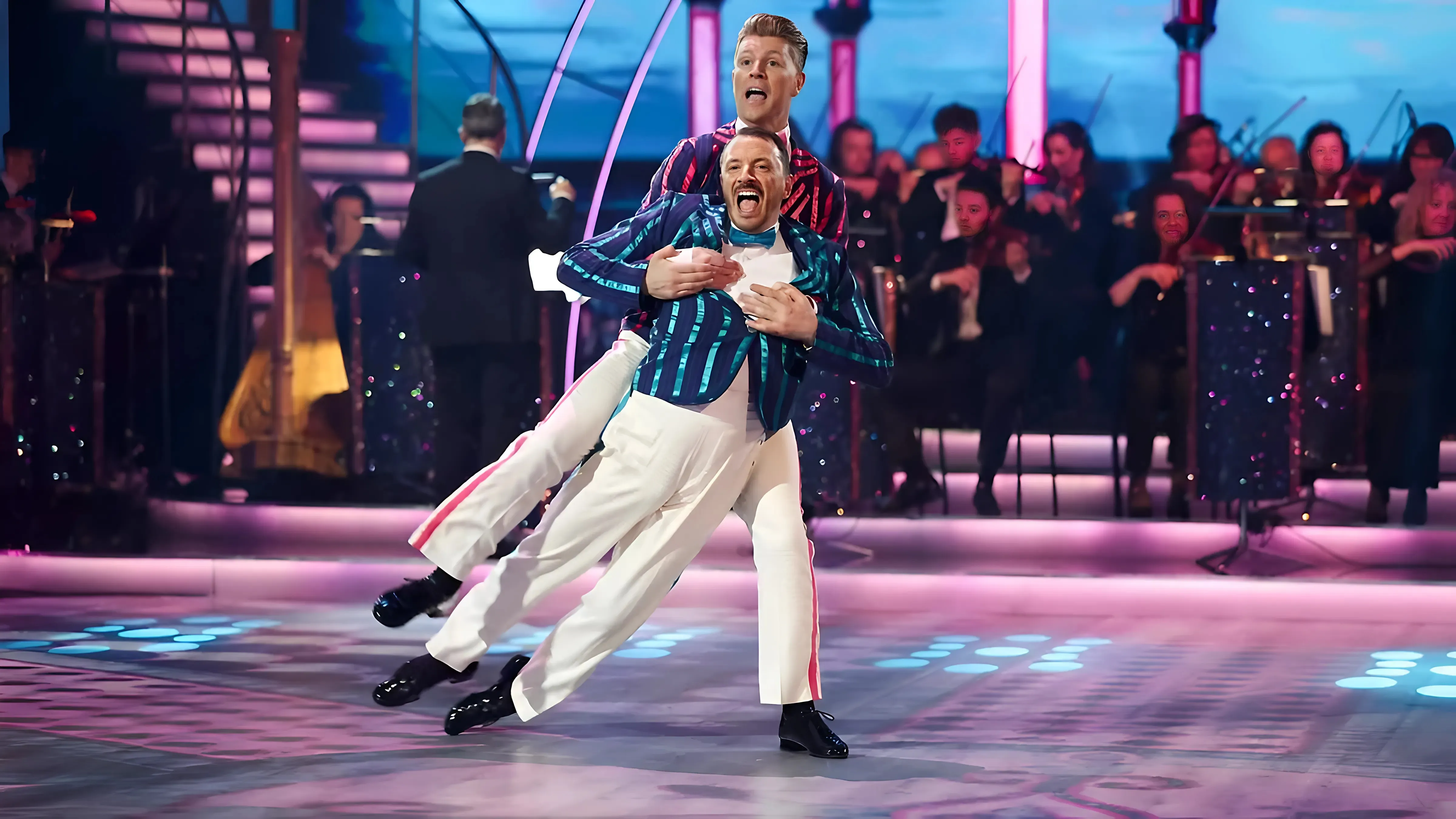 Gearoid Farrelly Eliminated from Dancing With The Stars After Stunning Dance-Off Twist trucc