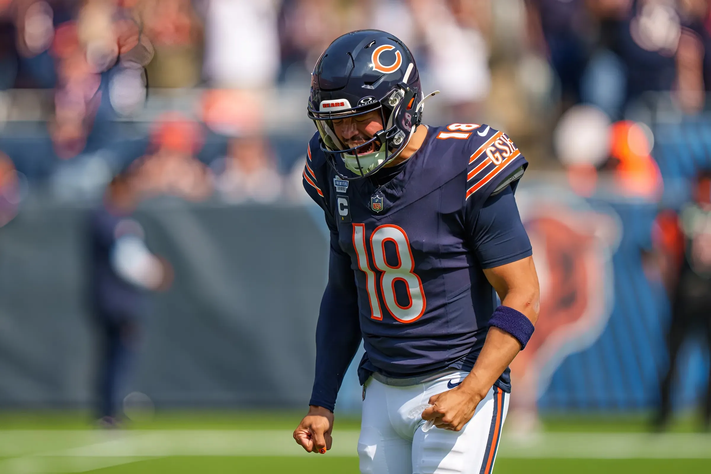 Bears quarterback Caleb Williams takes savage shot at Packers on new trading card