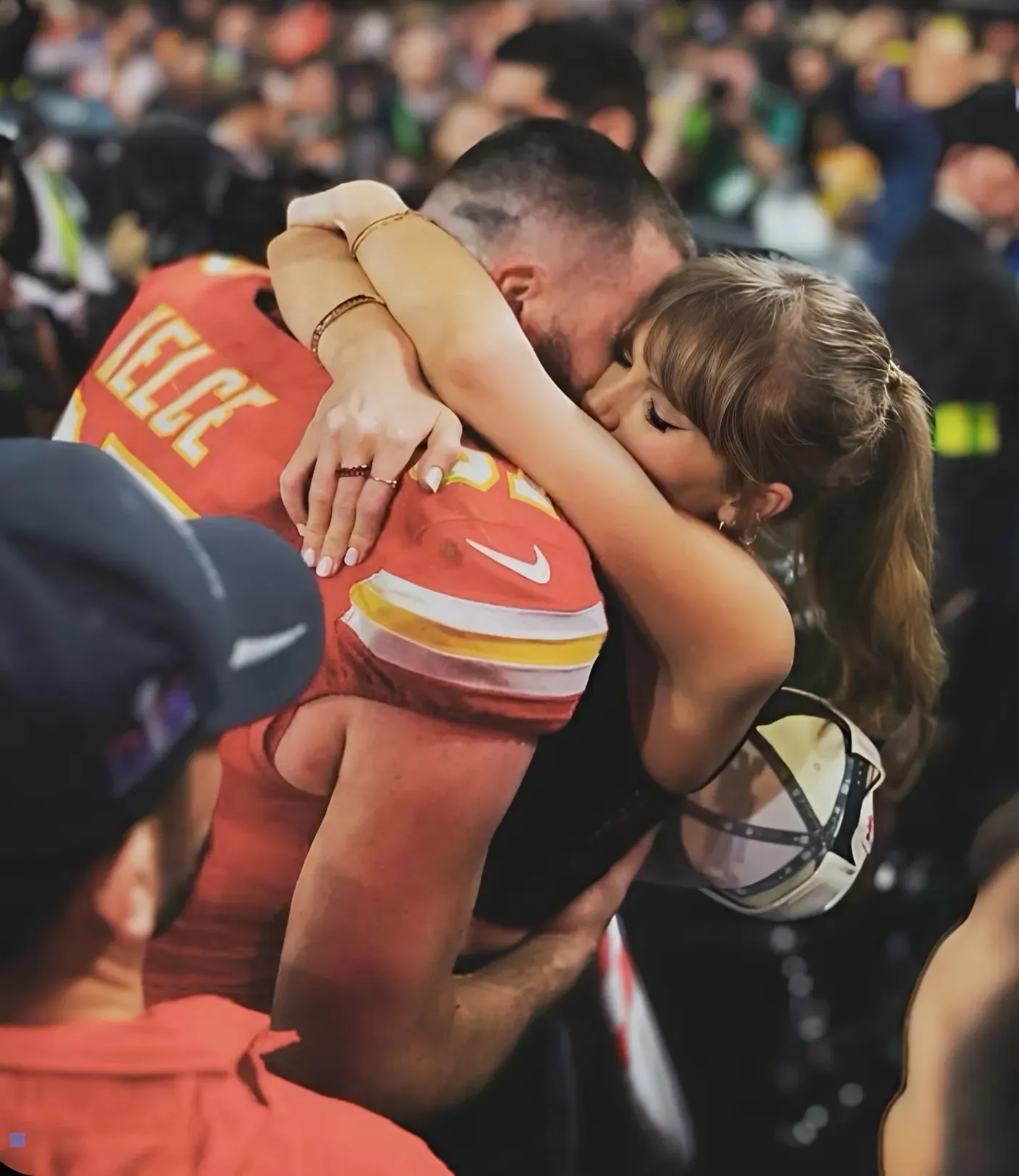 Taylor Swift Gets Sad Reaction After Super Bowl Incident