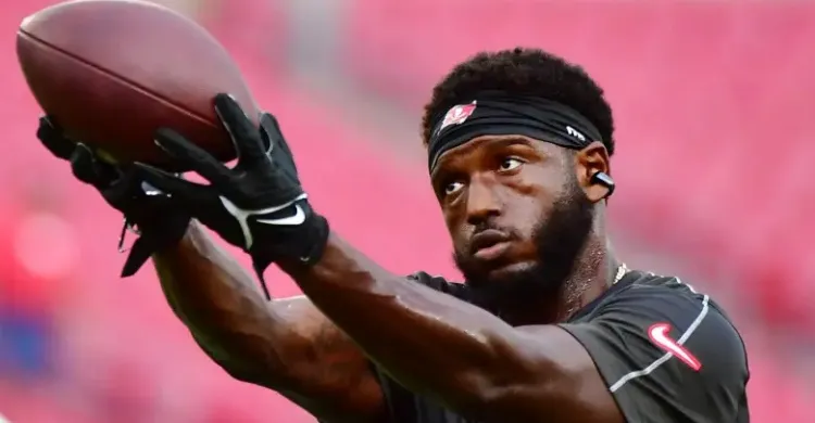 49ers Could Sign Projected $60 Million All-Pro WR Amid Deebo Samuel Trade Rumors