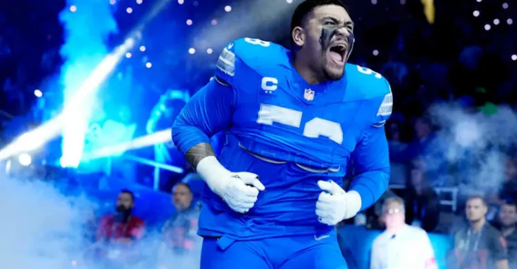 Detroit Lions' Penei Sewell Ranks Among NFL's Best Offensive Linemen After 2024 Campaign