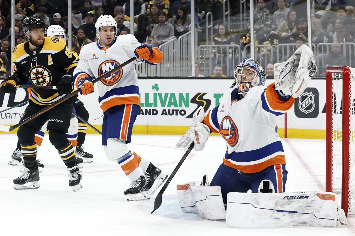 A five-game winless streak: Bruins fall short to Islanders, 2-1