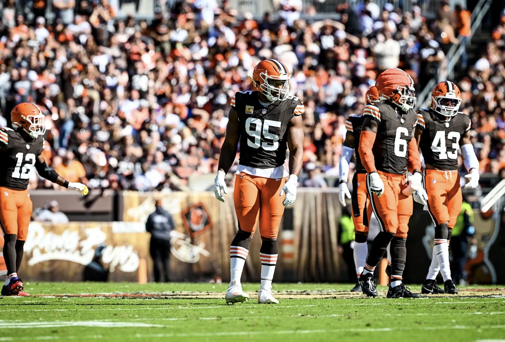 Myles Garrett 'slams door shut' on contract talks with Browns