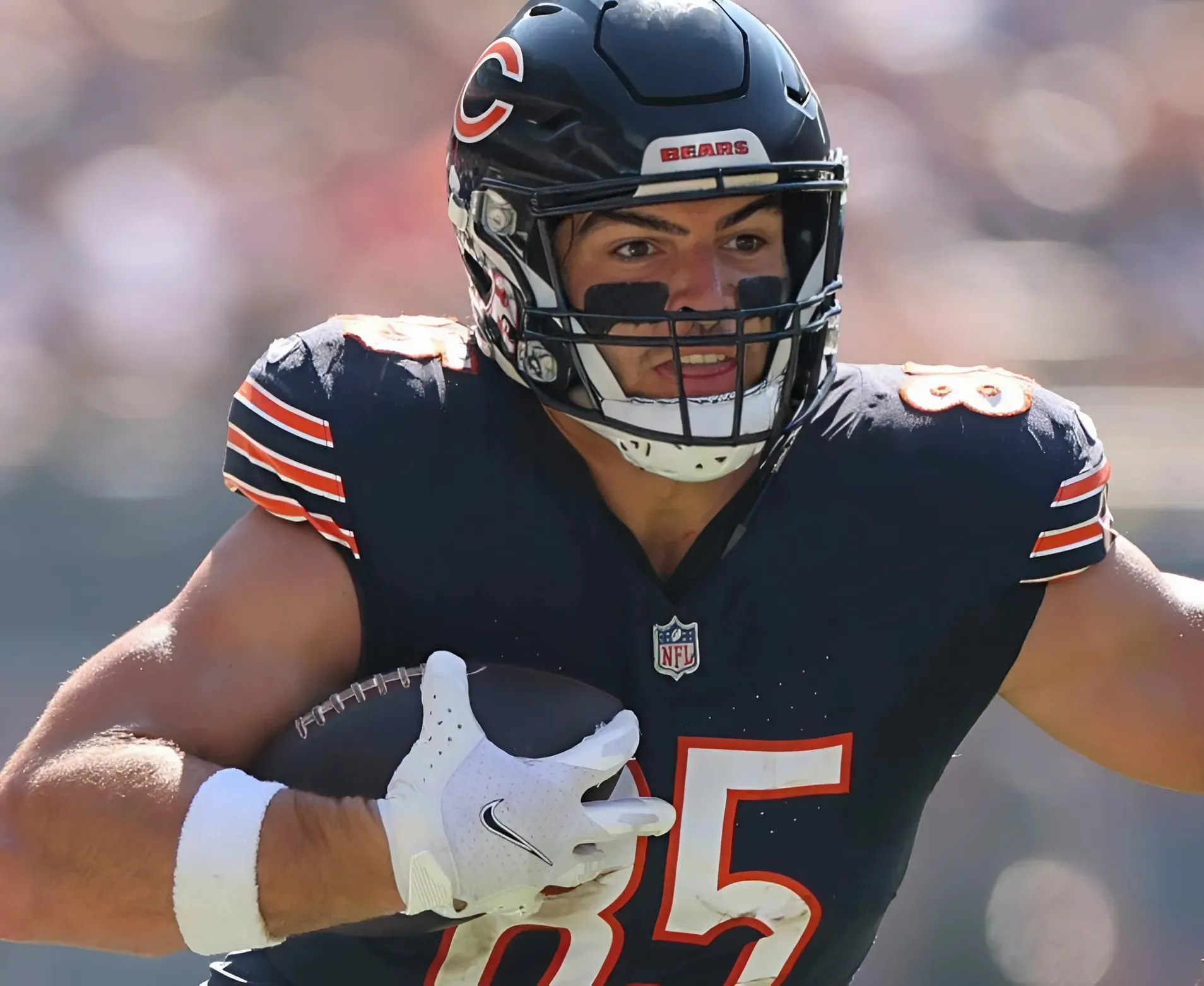 Sounds Like Cole Kmet Reportedly Might Not Be Entirely Safe