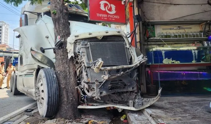 Quận 7 - TP HCM ngay lúc này. S ợ q u á 😱👇