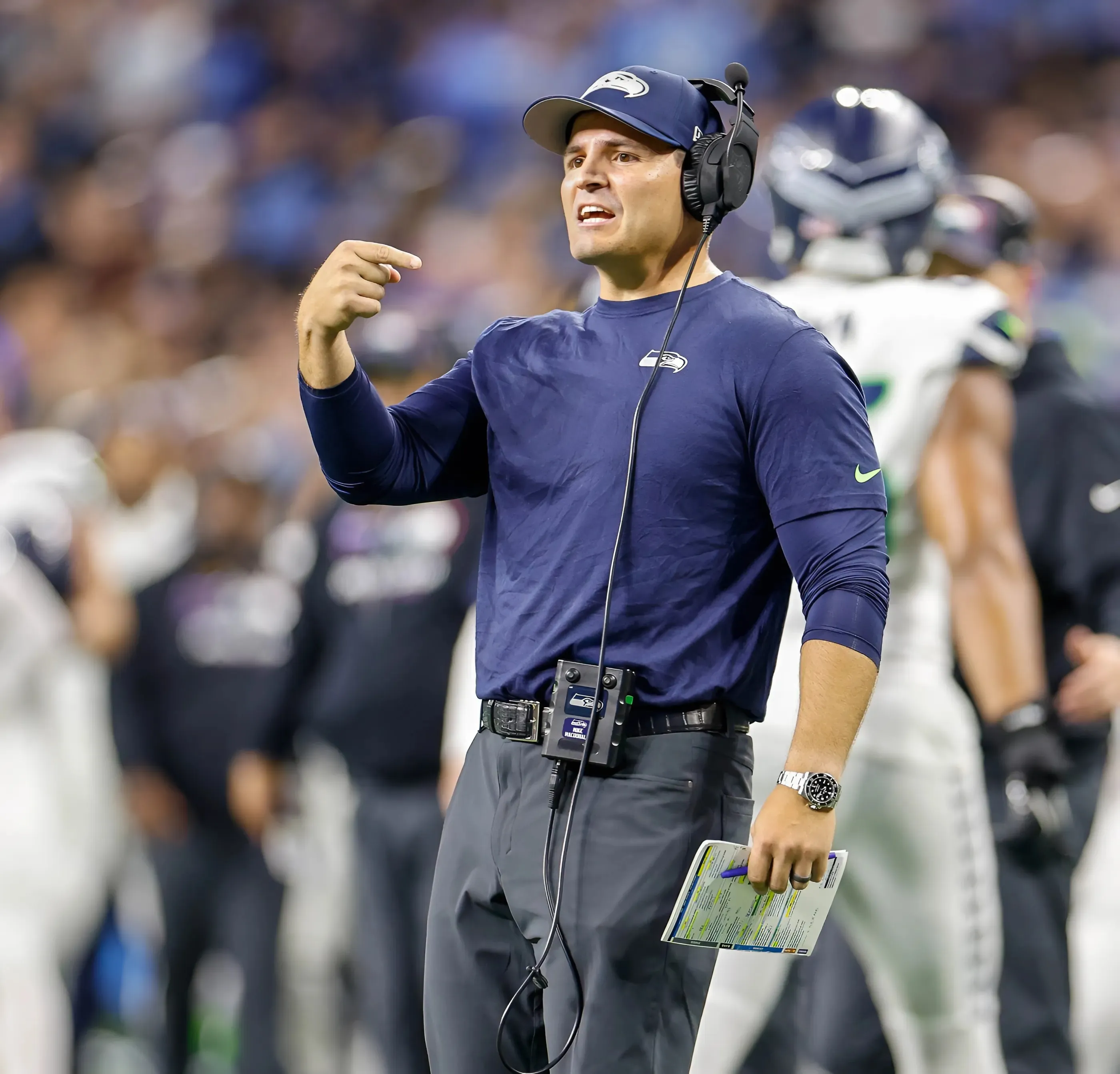 What Mike Macdonald says to fans blaming Geno Smith for Seahawks not making playoffs
