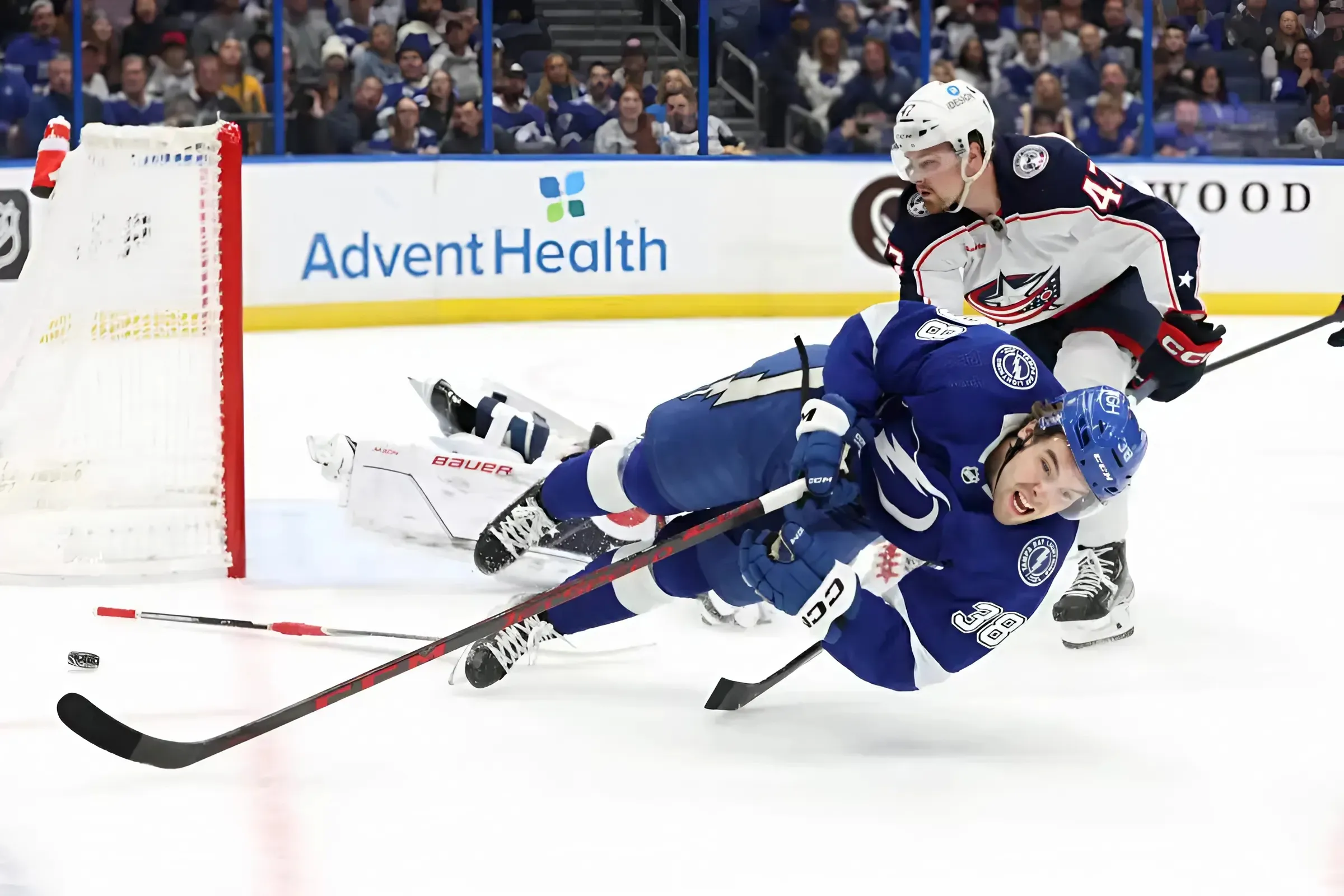 Lightning split back-to-back with blazing start Tuesday