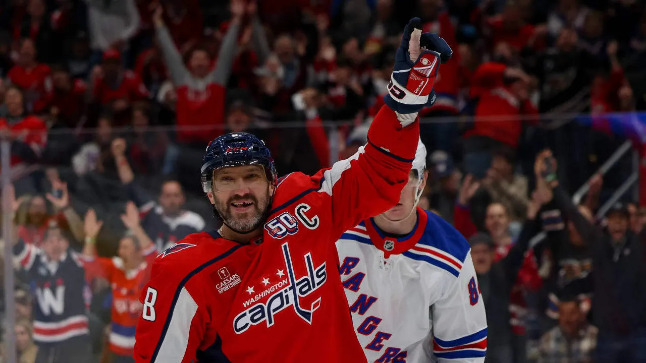 Alex Ovechkin 10 goals from Great One as Caps visit Rangers