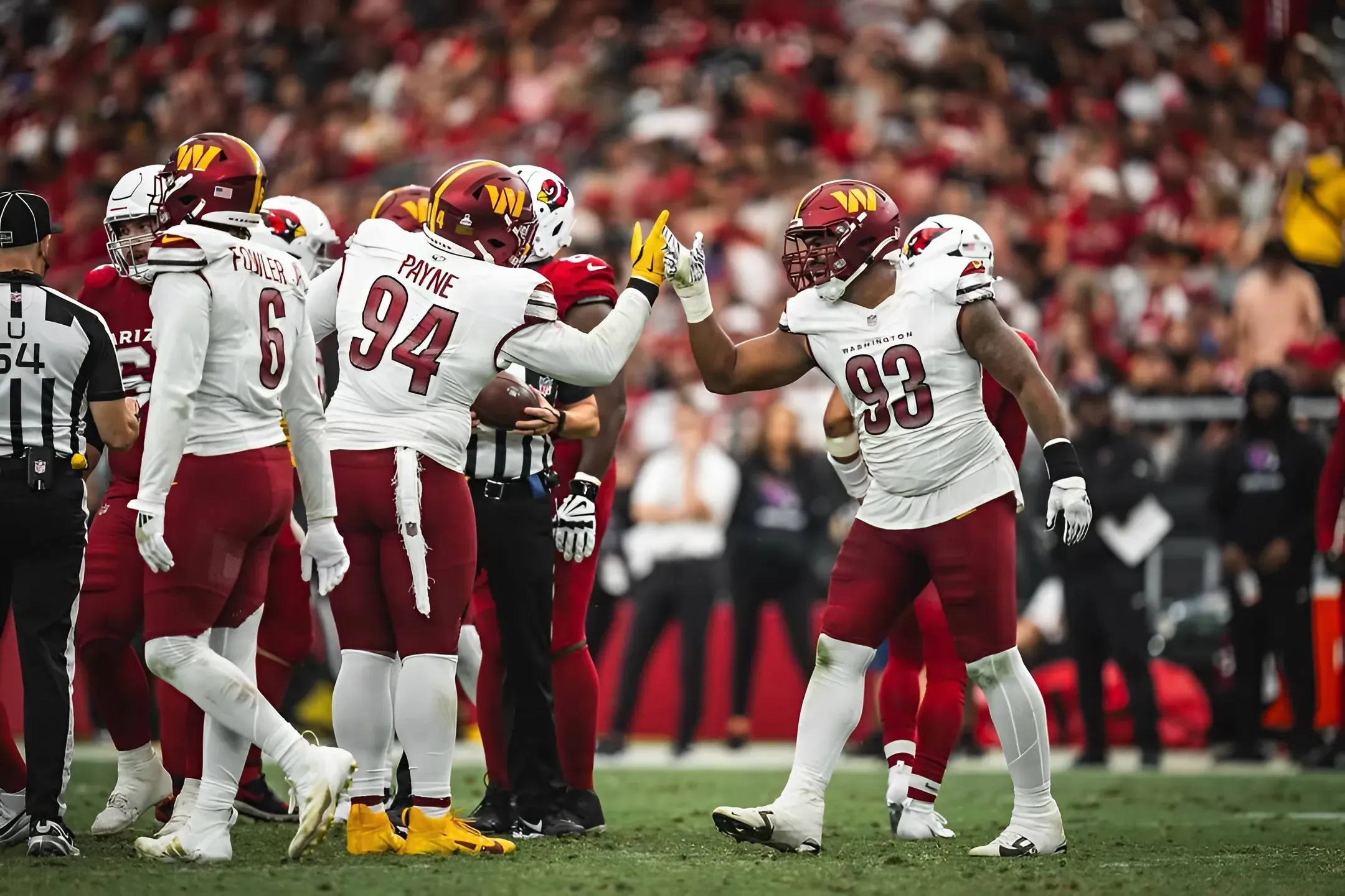 Chicago Bears Eye Trade for Commanders' Pro Bowl DT Jonathan Allen