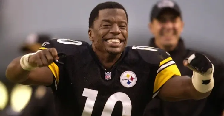 ‘Don’t Rule Out’ Steelers Targeting the Next Kordell Stewart: Analyst