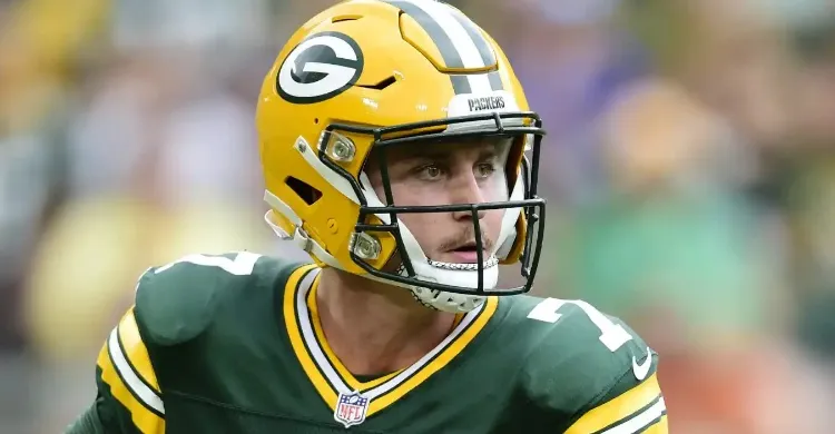 Packers Nudged In The Direction Of $135 Million Edge Rusher By Ex Fan-Favorite QB