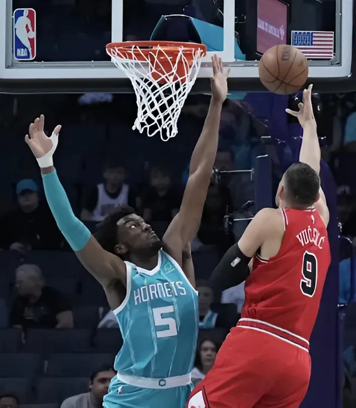 Teams that won't cheat their way out of trading for Hornets' young center