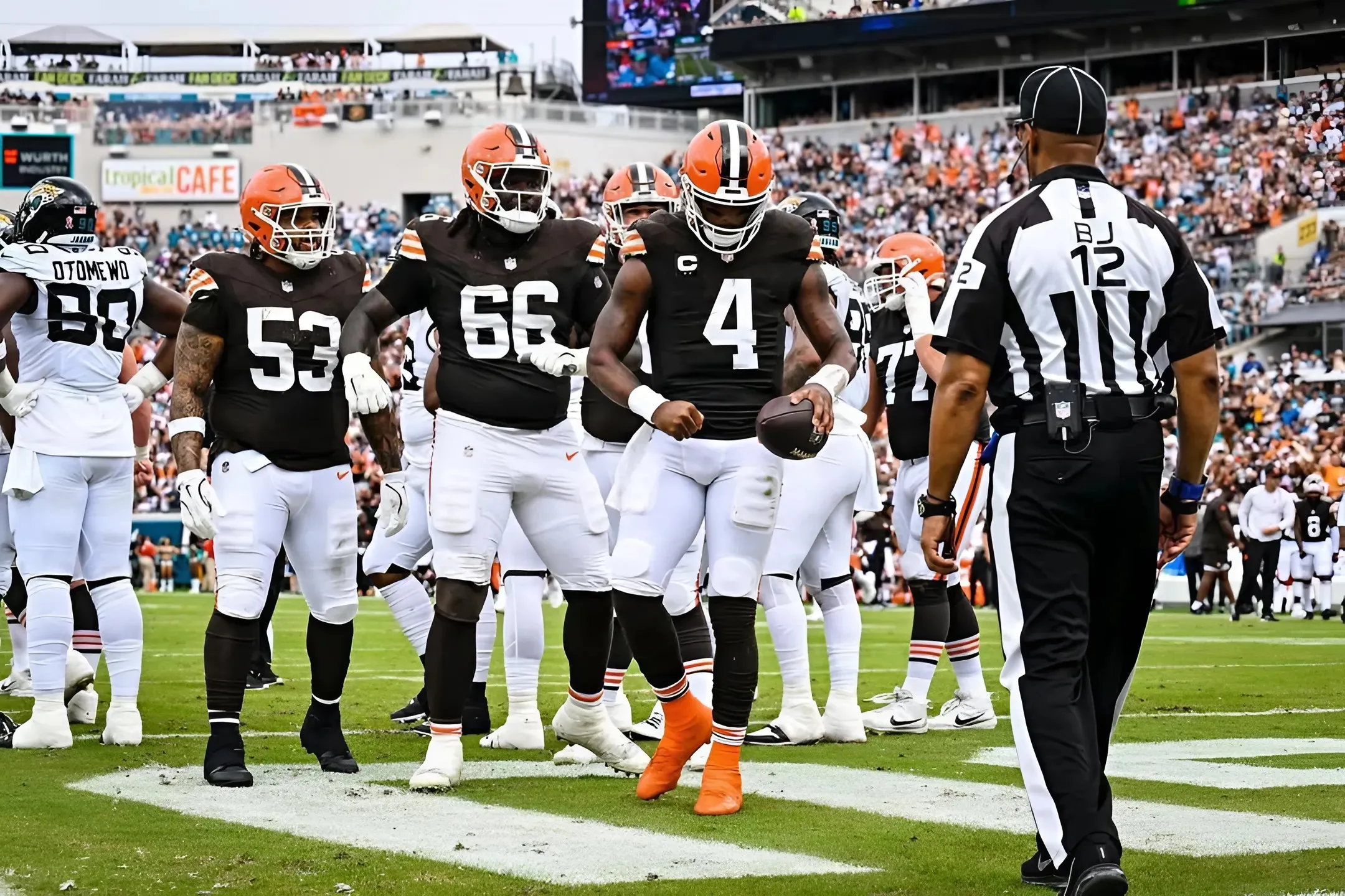 Deshaun Watson Restructure Clearly Telegraphs Browns' Next QB Move