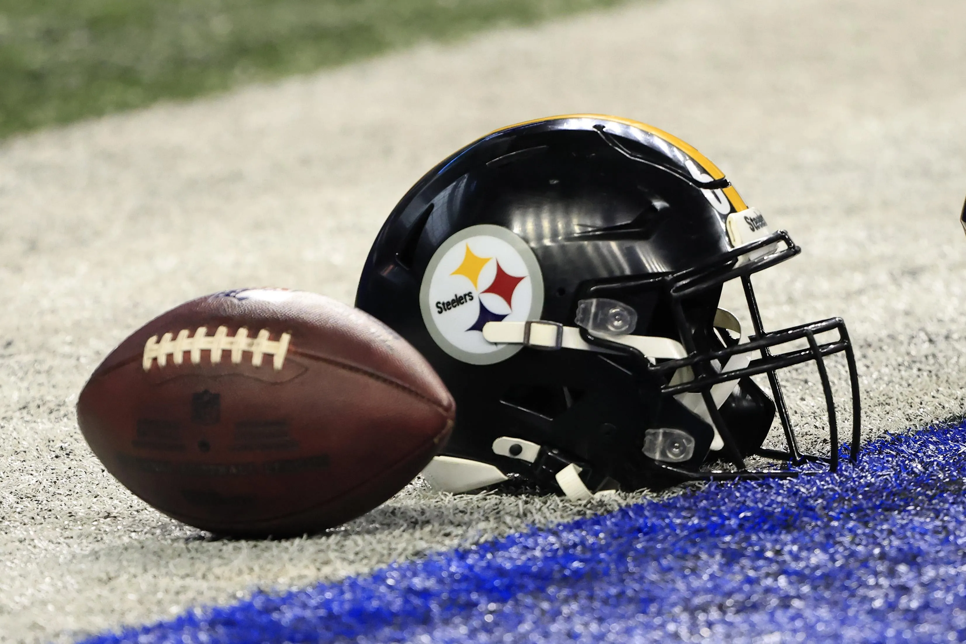 Pittsburgh Steelers Projected to Splurge on $160 Million QB Signing