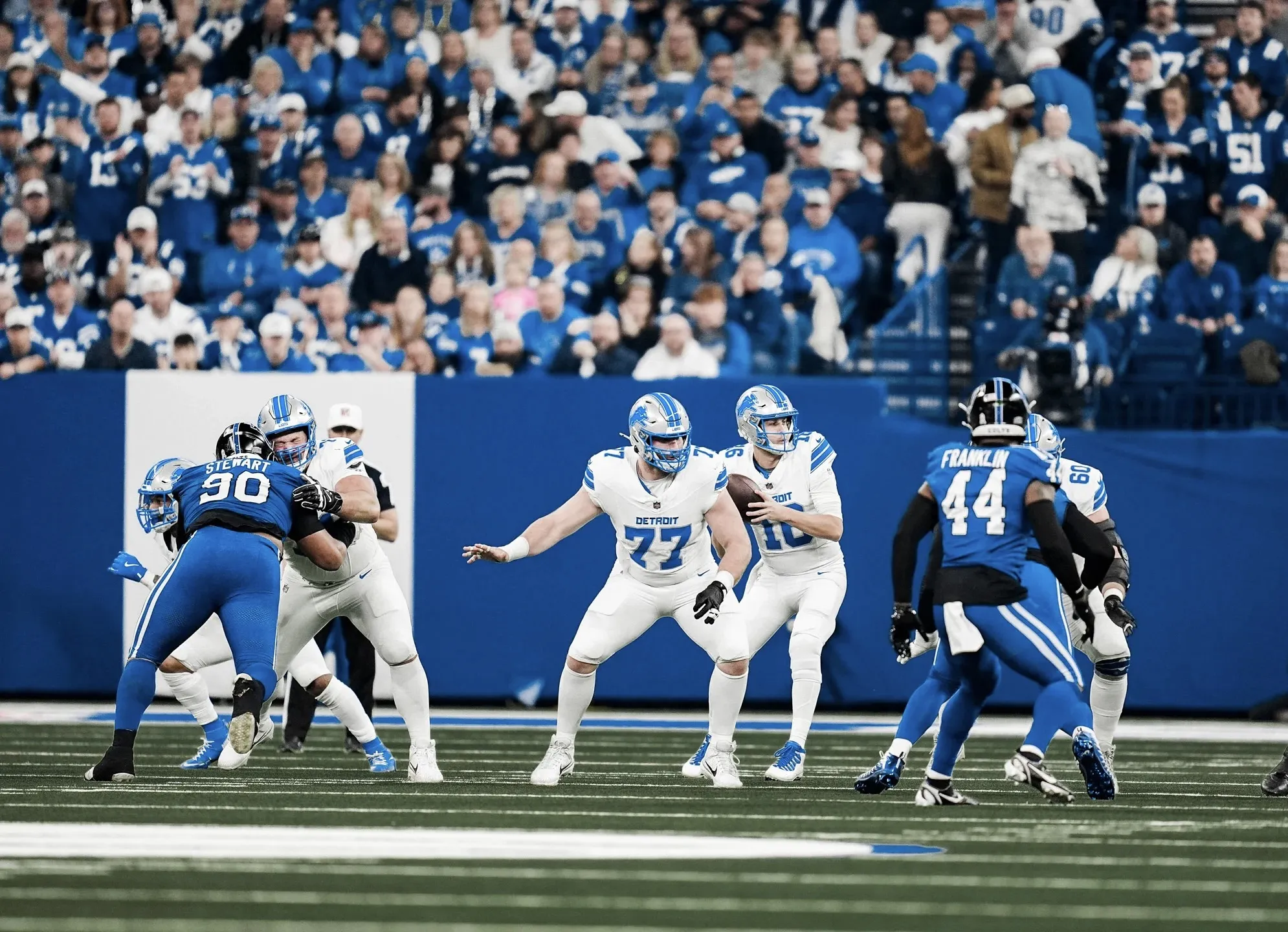 Lions shouldn't rush to replace Frank Ragnow