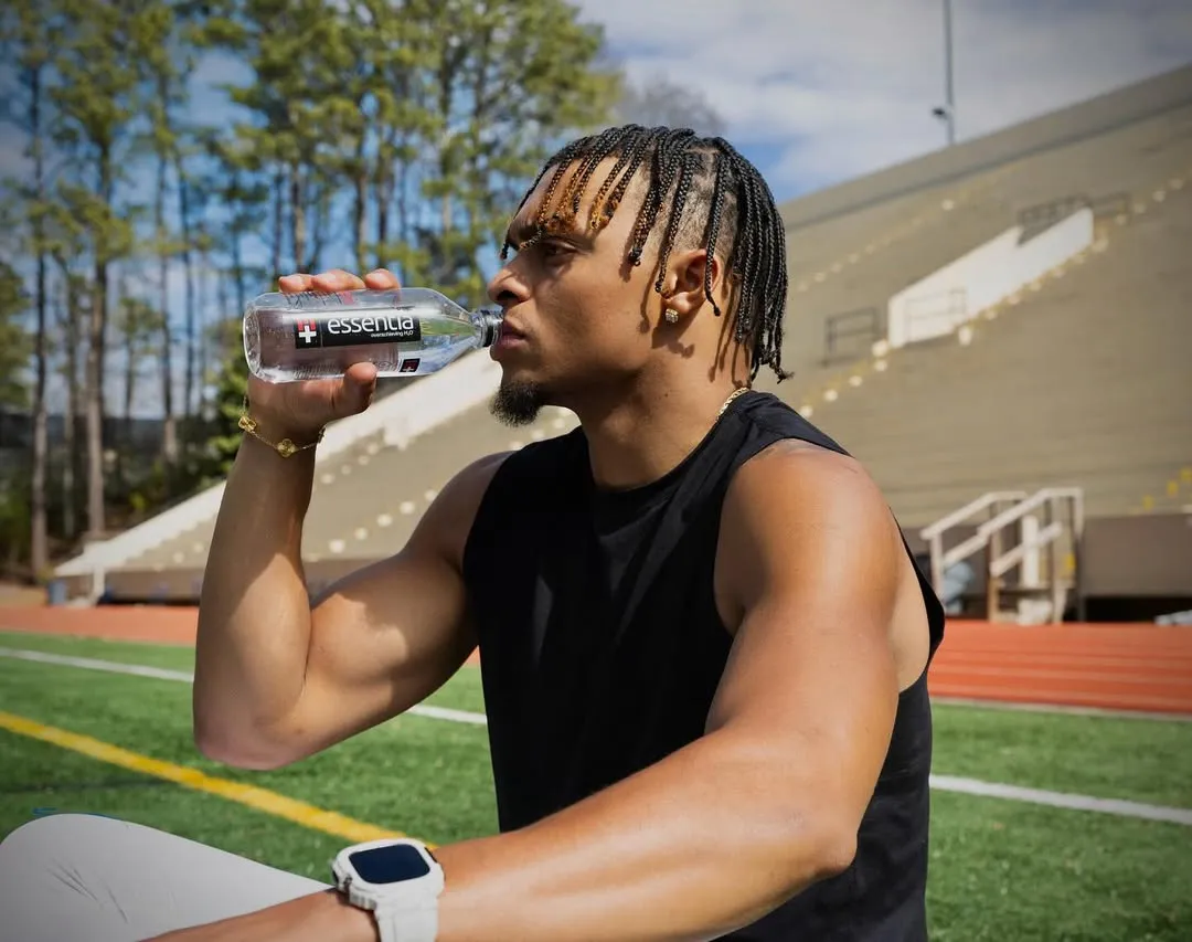 Insider: Steelers' Justin Fields Choosing Between 2 Teams As Important Decision Grows Closer