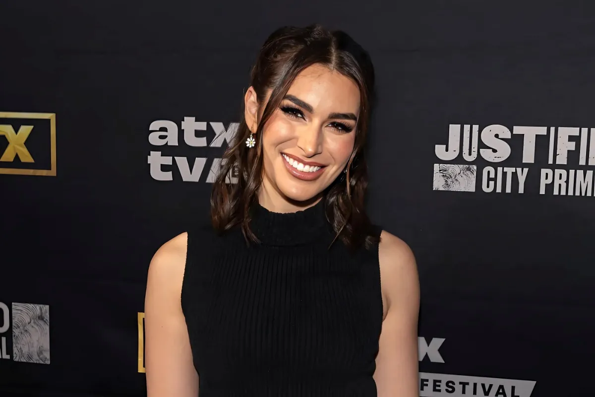 Bachelor Nation’s Ashley Iaconetti Reveals She’s Had 2 Breast Biopsies tram